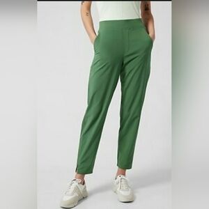 Athleta NWT Brooklyn Ankle Pants Size 12 Green